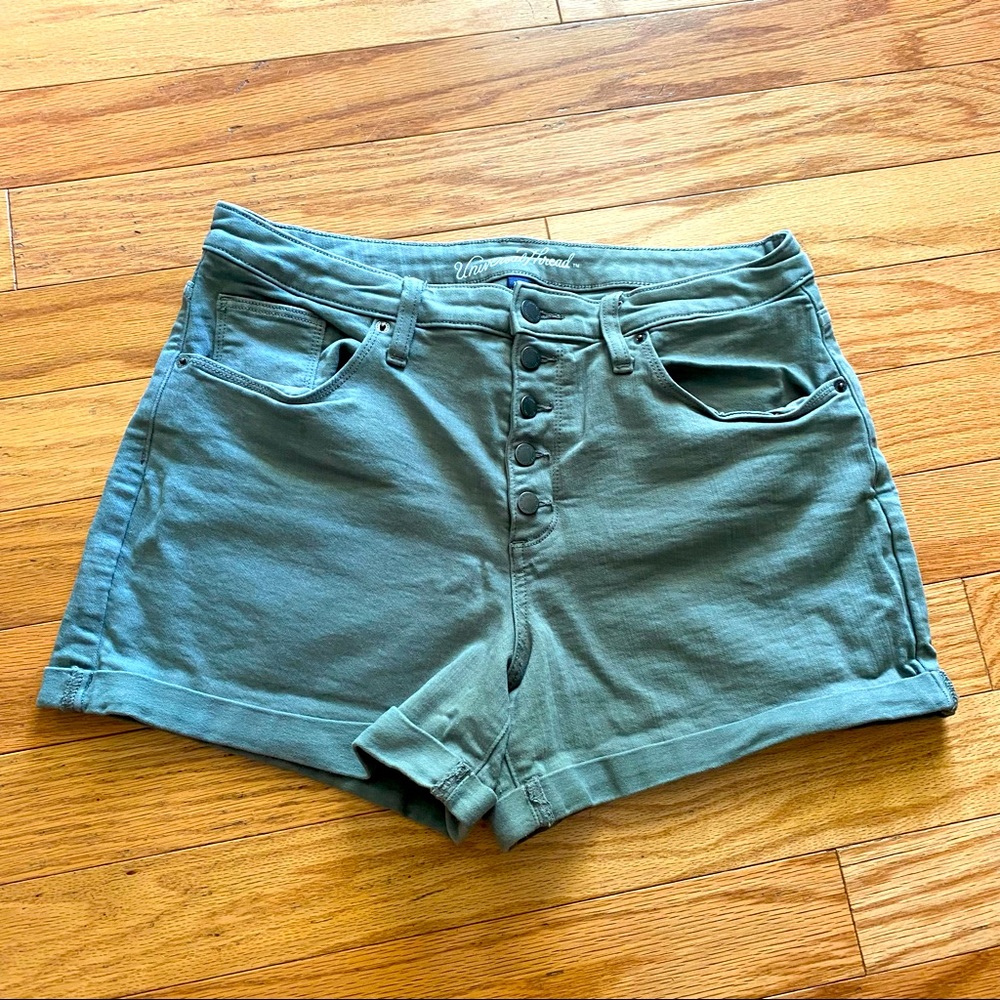 Army green button fly high waisted shorts